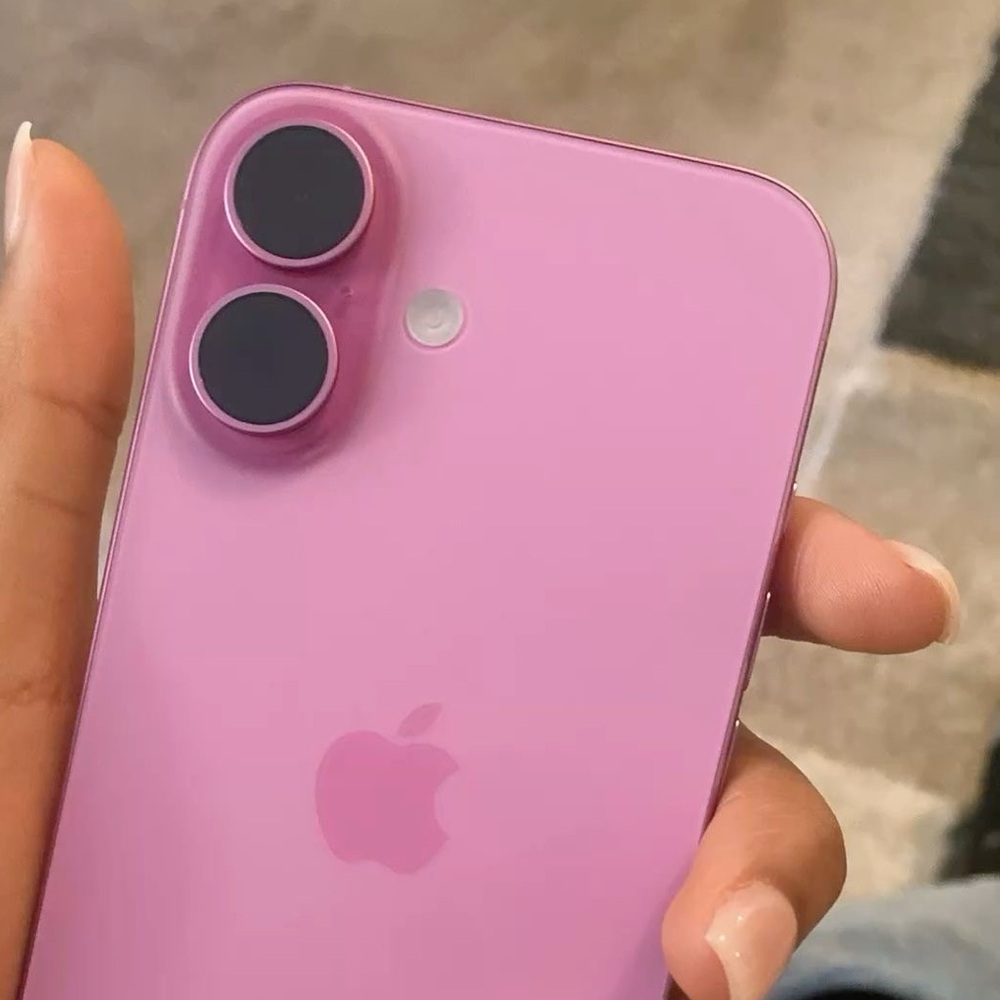 Apple iPhone in pink